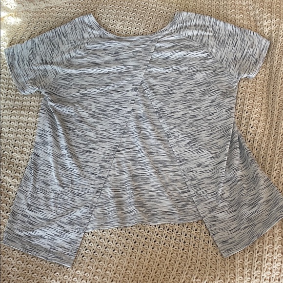 lululemon Open Back Top - Picture 3 of 4